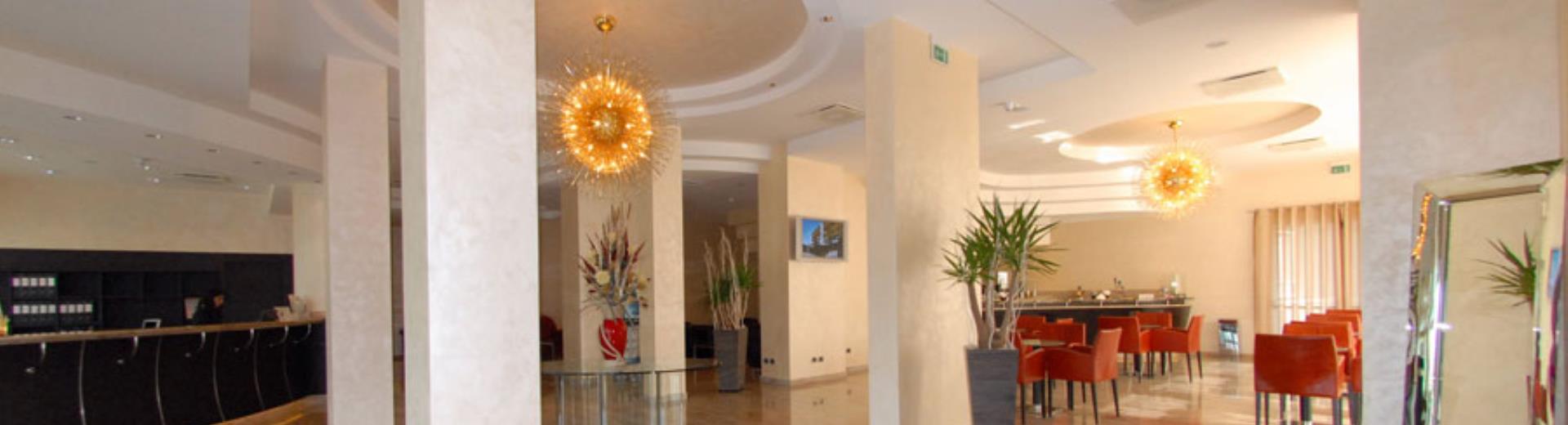 Al Hotel San Giorgio potrai trovare 66 camere dotate di ogni confort.